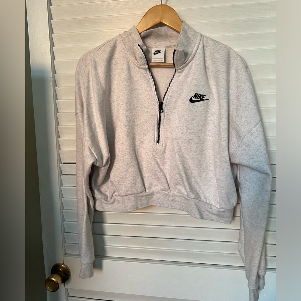 Nike cropped sweatshirt